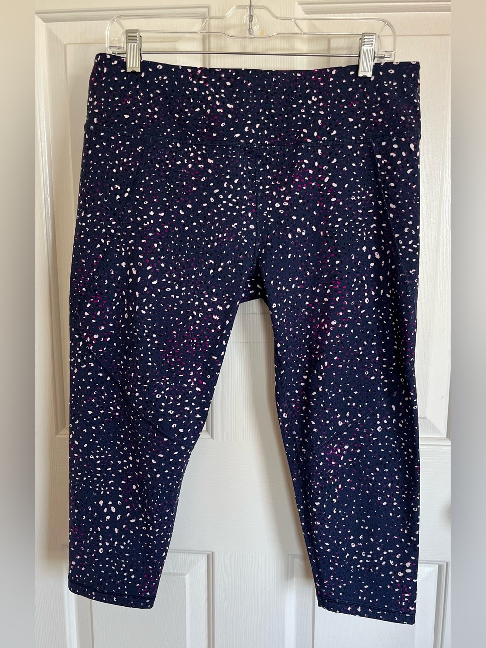 Sweaty Betty Capri Leggings - Navy with Pink & White Speckle